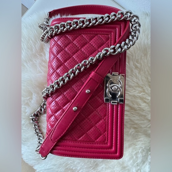 ❌SOLD❌ CHANEL *Limited Edition* Perforated Medium Boy Bag with Silver Hardware - Picture 12 of 17